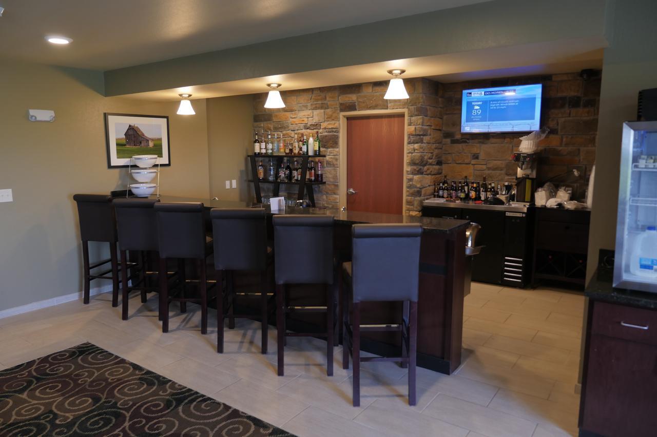 Cobblestone Inn & Suites-Winterset Luaran gambar