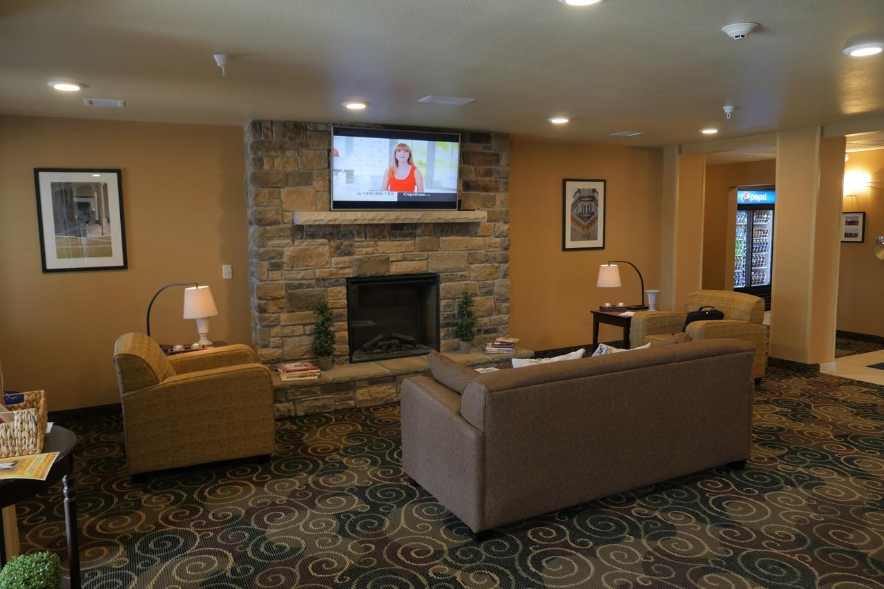 Cobblestone Inn & Suites-Winterset Luaran gambar