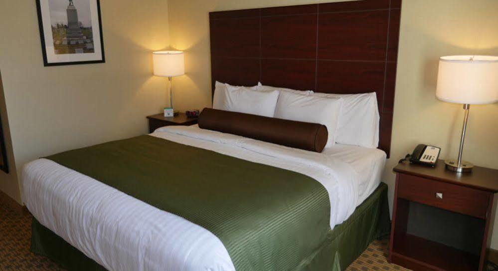 Cobblestone Inn & Suites-Winterset Luaran gambar
